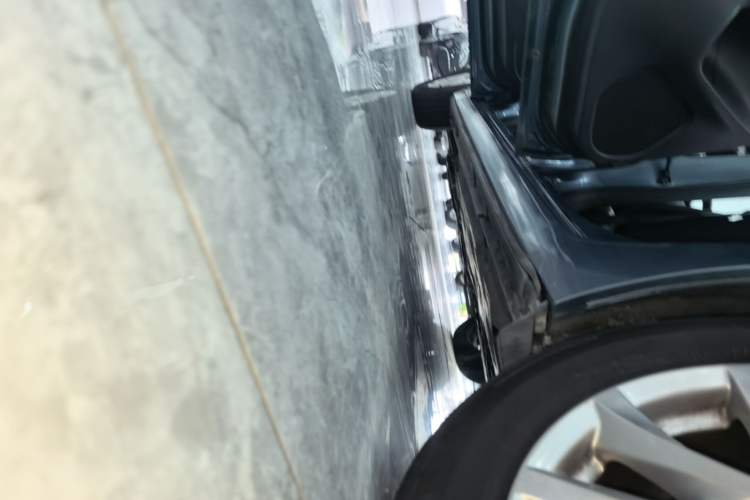 Used Mazda 3 Axela 2016 Sedan 1.5L Automatic Comfort Model Left Side Sill