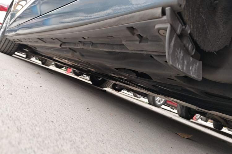 Used Mazda 3 Axela 2016 Sedan 1.5L Automatic Luxury Model Left Side Sill
