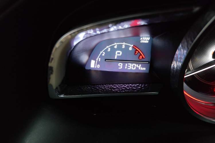 Used Mazda 3 Axela 2016 Sedan 1.5L Automatic Luxury Model Odometer Close Up