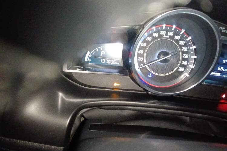 Used Mazda 3 Axela 2016 Sedan 1.5L Automatic Luxury Model Odometer Close Up