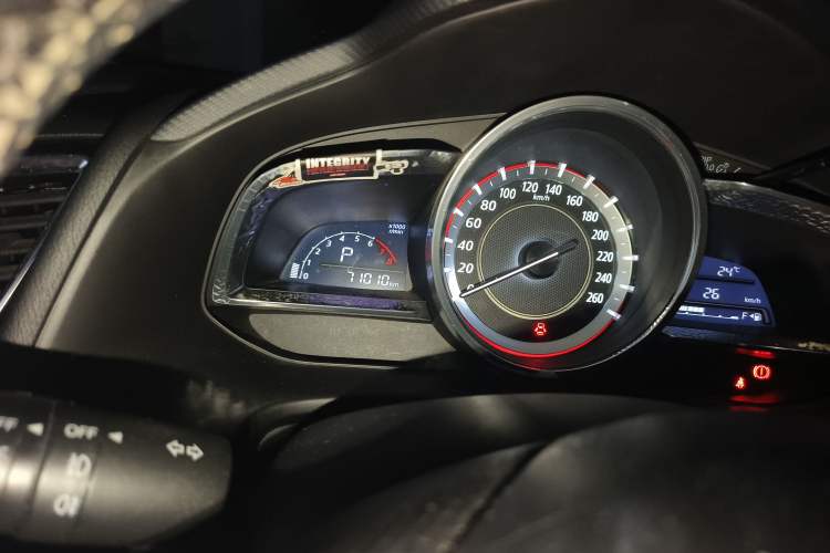 Used Mazda 3 Axela 2016 Hatchback 1.5L Automatic Luxury Model Odometer Close Up