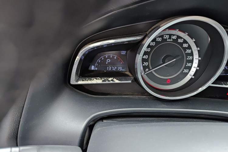 Used Mazda 3 Axela 2016 Sedan 1.5L Automatic Comfort Model Odometer Close Up