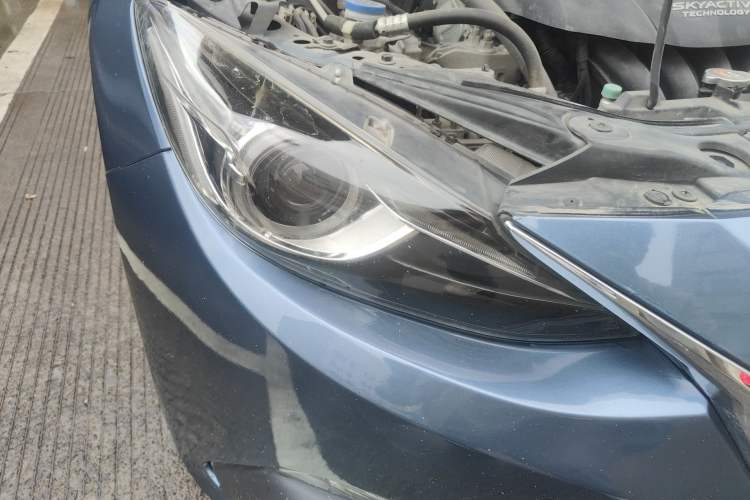 Used Mazda 3 Axela 2016 Sedan 1.5L Automatic Luxury Model Right Front Headlight