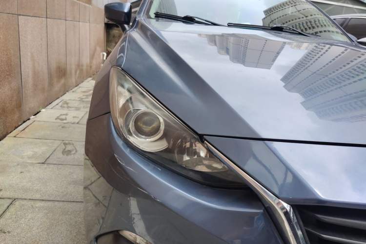 Used Mazda 3 Axela 2016 Sedan 1.5L Automatic Luxury Model Right Front Headlight