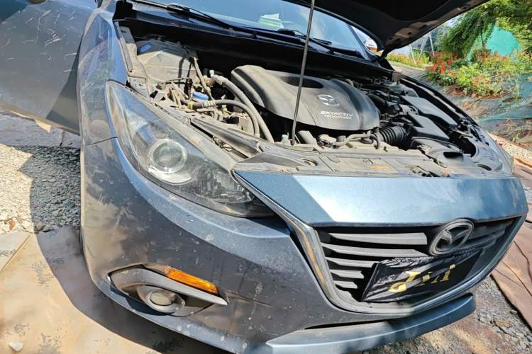 Used Mazda 3 Axela 2016 Sedan 1.5L Manual Comfort Model Right Front Headlight