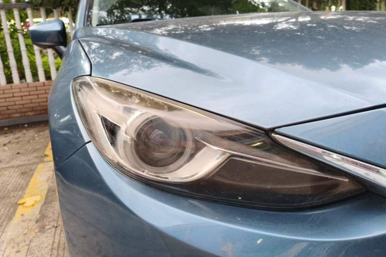 Used Mazda 3 Axela 2016 Sedan 1.5L Automatic Luxury Model Right Front Headlight