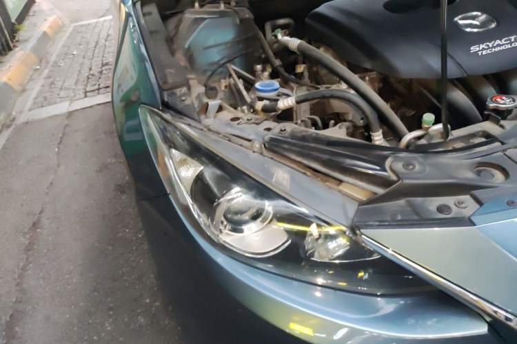 Used Mazda 3 Axela 2016 Sedan 1.5L Automatic Comfort Model Right Front Headlight
