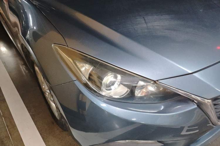 Used Mazda 3 Axela 2016 Sedan 1.5L Automatic Comfort Model Right Front Headlight