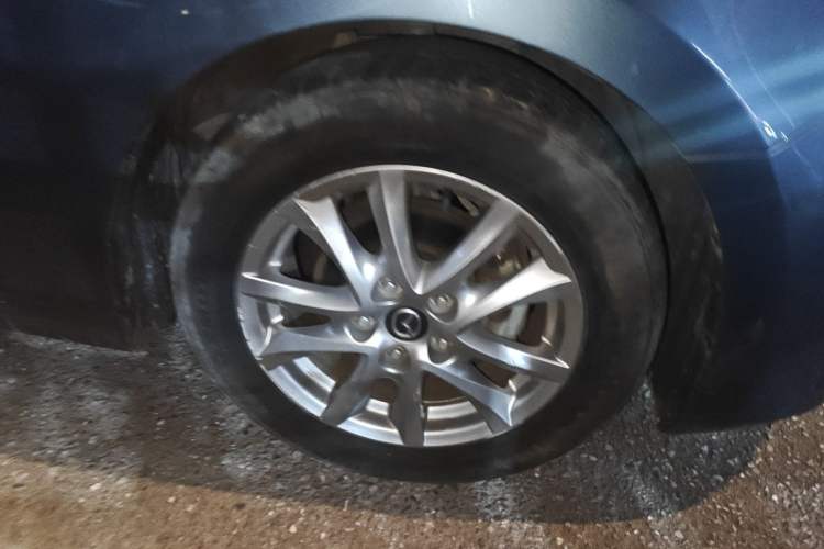 Used Mazda 3 Axela 2016 Sedan 1.5L Manual Luxury Model Right Front Wheel Hub