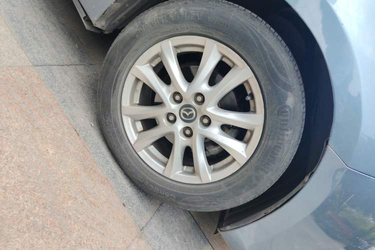 Used Mazda 3 Axela 2016 Sedan 1.5L Automatic Comfort Model Right Front Wheel Hub