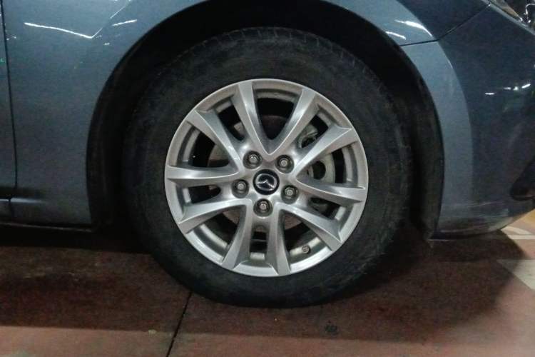 Used Mazda 3 Axela 2016 Sedan 1.5L Automatic Luxury Model Right Front Wheel Hub