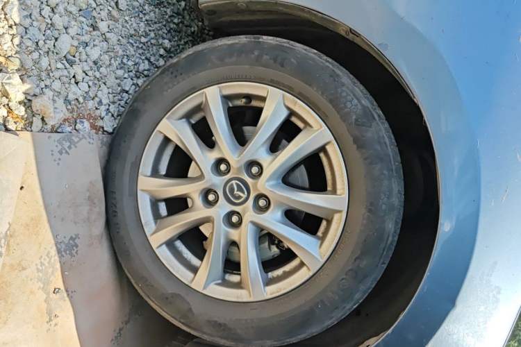 Used Mazda 3 Axela 2016 Sedan 1.5L Manual Comfort Model Right Front Wheel Hub