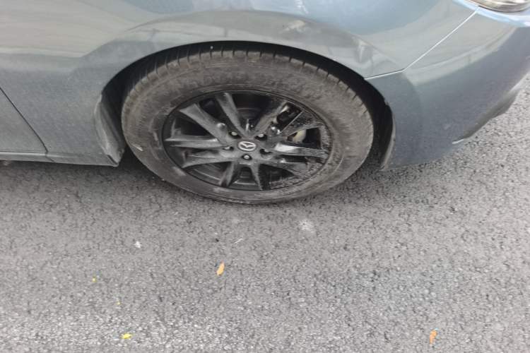 Used Mazda 3 Axela 2016 Sedan 1.5L Automatic Comfort Model Right Front Wheel Hub