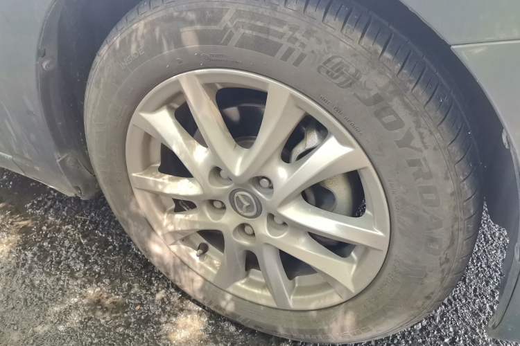 Used Mazda 3 Axela 2016 Sedan 1.5L Automatic Comfort Model Right Front Wheel Hub