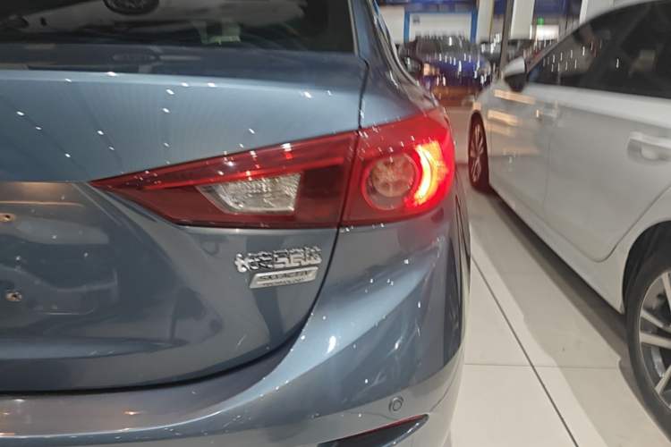 Used Mazda 3 Axela 2016 Sedan 1.5L Automatic Comfort Model Right Rear Taillight