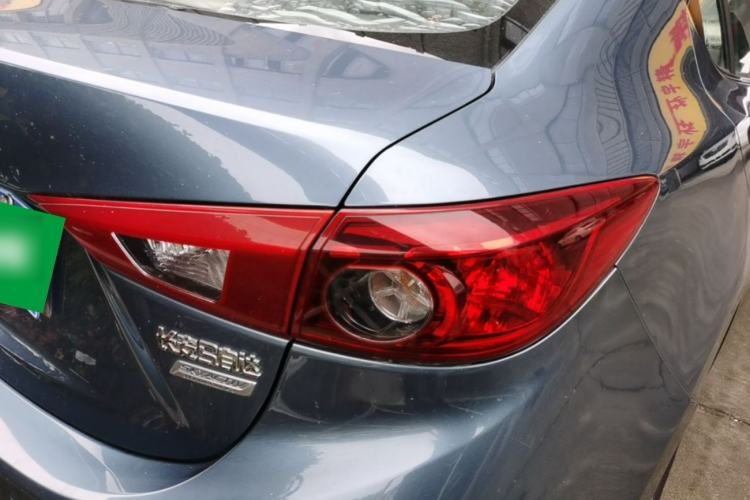 Used Mazda 3 Axela 2016 Sedan 1.5L Automatic Luxury Model Right Rear Taillight