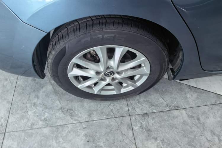 Used Mazda 3 Axela 2016 Sedan 1.5L Automatic Comfort Model Right Rear Wheel Hub