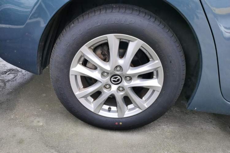 Used Mazda 3 Axela 2016 Sedan 1.5L Automatic Luxury Model Right Rear Wheel Hub