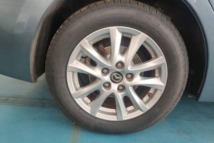 Used Mazda 3 Axela 2016 Sedan 1.5L Automatic Comfort Model Right Rear Wheel Hub