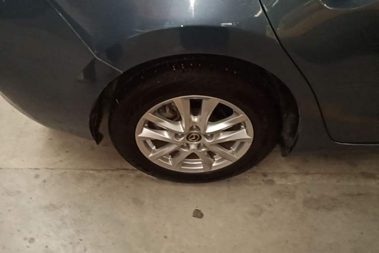 Used Mazda 3 Axela 2016 Sedan 1.5L Automatic Luxury Model Right Rear Wheel Hub
