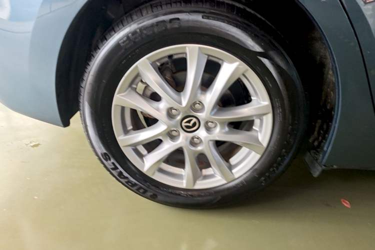 Used Mazda 3 Axela 2016 Sedan 1.5L Automatic Comfort Model Right Rear Wheel Hub
