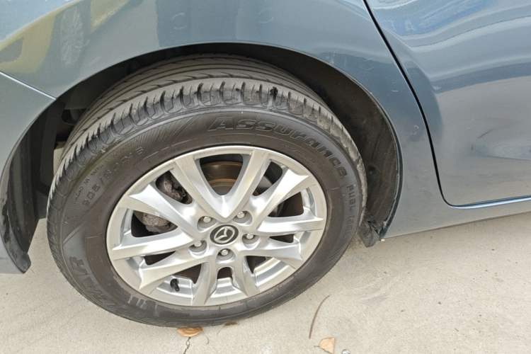 Used Mazda 3 Axela 2016 Sedan 1.5L Automatic Luxury Model Right Rear Wheel Hub