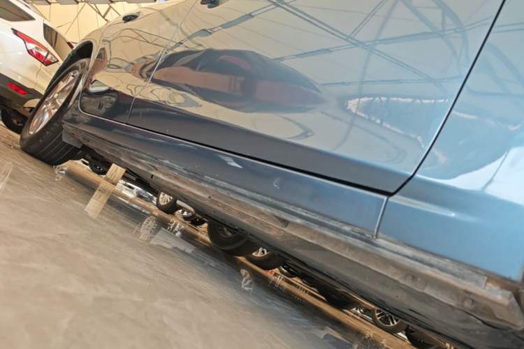 Used Mazda 3 Axela 2016 Sedan 1.5L Automatic Luxury Model Right Side Sill