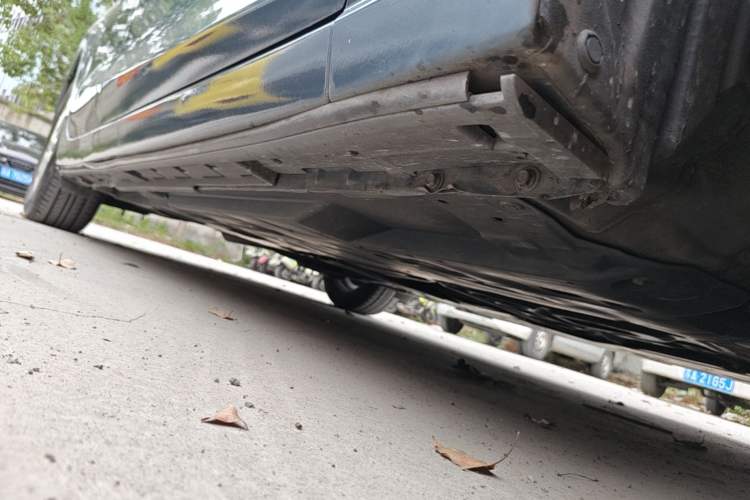 Used Mazda 3 Axela 2016 Sedan 1.5L Automatic Luxury Model Right Side Sill