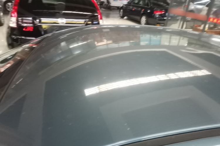 Used Mazda 3 Axela 2016 Hatchback 1.5L Automatic Comfort Model Roof
