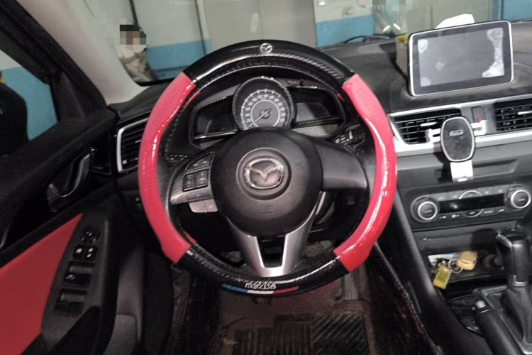 Used Mazda 3 Axela 2016 Sedan 1.5L Automatic Luxury Model Steering Wheel