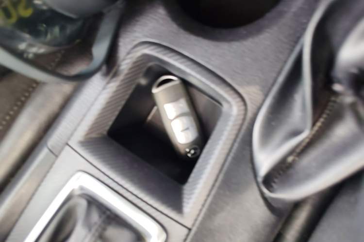 Used Mazda 3 Axela 2016 Sedan 1.5L Automatic Comfort Model Vehicle Key