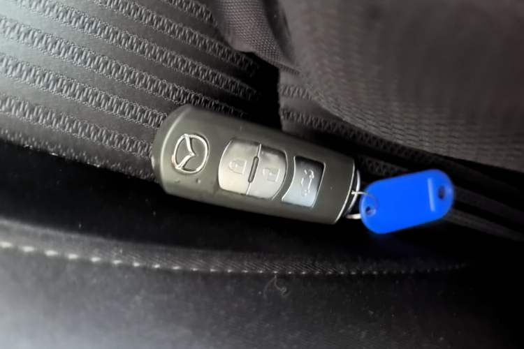 Used Mazda 3 Axela 2016 Sedan 1.5L Automatic Luxury Model Vehicle Key