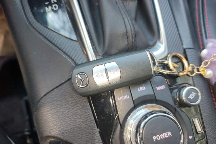 Used Mazda 3 Axela 2016 Hatchback 1.5L Automatic Comfort Model Vehicle Key