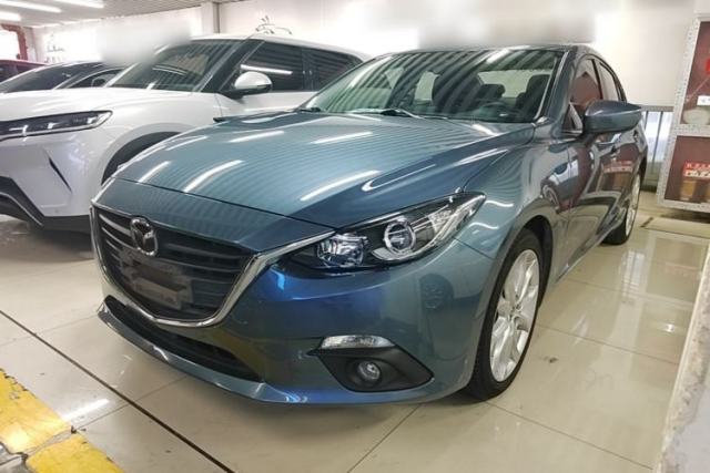 Used Mazda 3 Axela 2016 Sedan 2.0L Automatic Sport Model