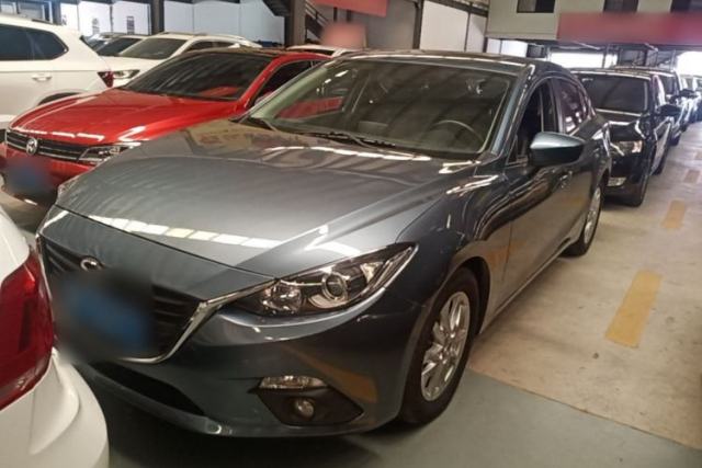 Used Mazda 3 Axela 2016 Sedan 1.5L Automatic Luxury Model