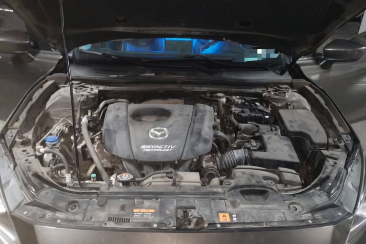 Used Mazda 3 Axela 2016 Sedan 1.5L Manual Comfort Model Engine Bay
