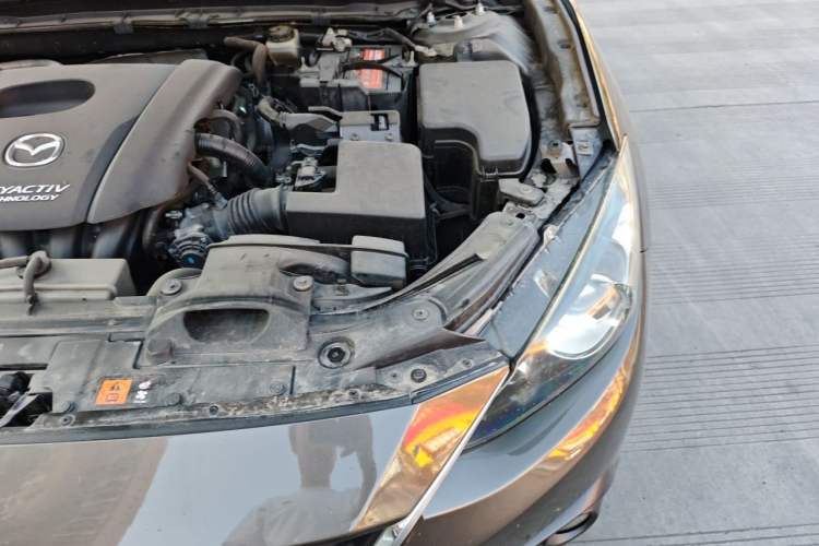 Used Mazda 3 Axela 2016 Sedan 1.5L Automatic Luxury Model Engine Bay Left