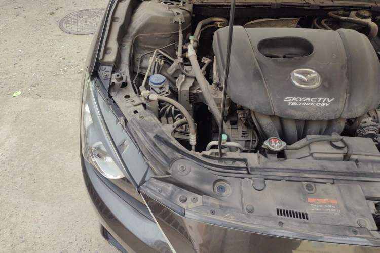 Used Mazda 3 Axela 2016 Sedan 1.5L Manual Luxury Model Engine Bay Right