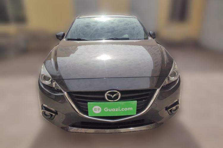 Used Mazda 3 Axela 2016 Sedan 1.5L Manual Luxury Model Front