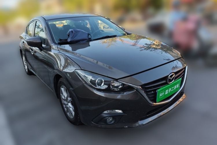Used Mazda 3 Axela 2016 Sedan 1.5L Automatic Luxury Model Front Right 45 Deg