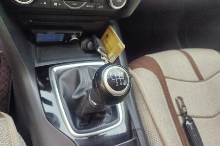 Used Mazda 3 Axela 2016 Sedan 1.5L Manual Luxury Model Gear Lever
