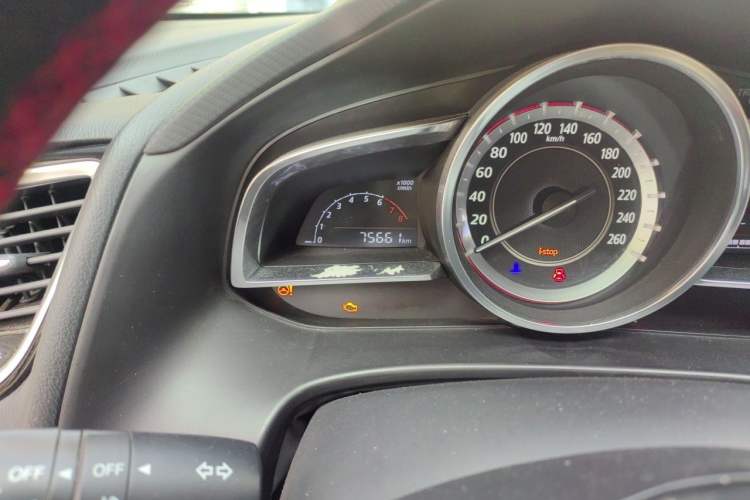 Used Mazda 3 Axela 2016 Sedan 1.5L Manual Luxury Model Odometer Close Up