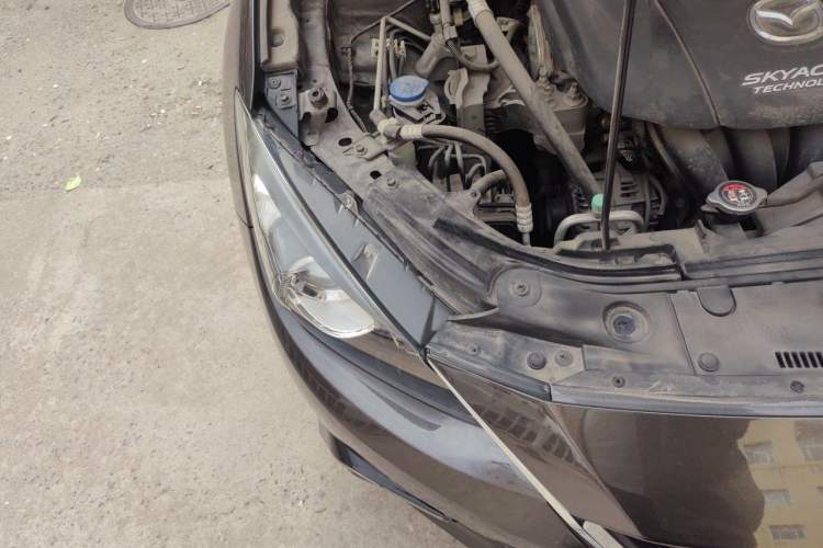 Used Mazda 3 Axela 2016 Sedan 1.5L Manual Luxury Model Right Front Headlight