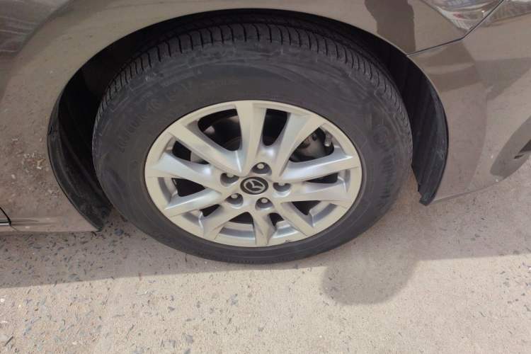 Used Mazda 3 Axela 2016 Sedan 1.5L Manual Luxury Model Right Front Wheel Hub