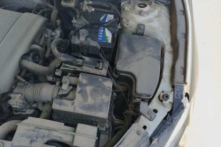 Used Mazda 3 Axela 2016 Sedan 1.5L Automatic Luxury Model Engine Bay Left