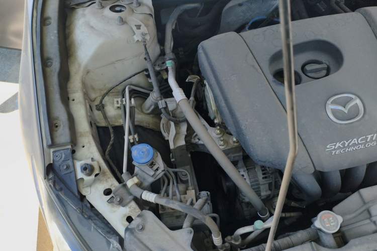 Used Mazda 3 Axela 2016 Sedan 1.5L Automatic Luxury Model Engine Bay Right