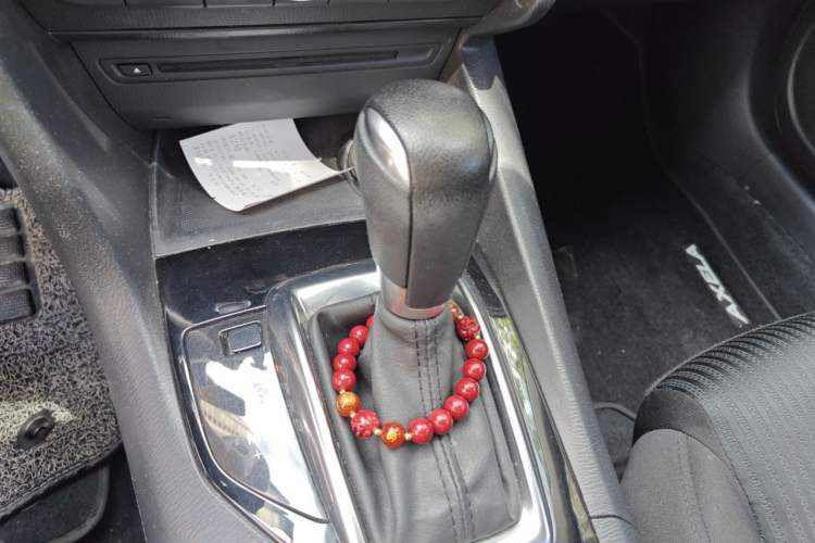 Used Mazda 3 Axela 2016 Sedan 1.5L Automatic Luxury Model Gear Lever