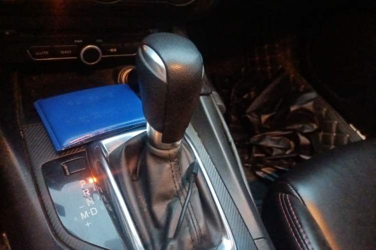 Used Mazda 3 Axela 2016 Sedan 1.5L Automatic Comfort Model Gear Lever