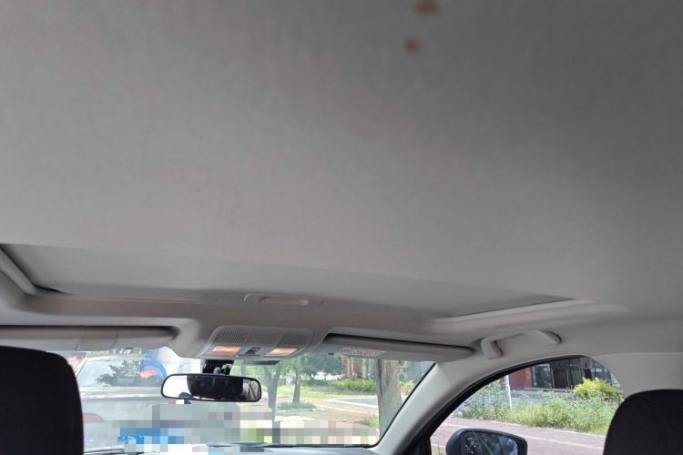 Used Mazda 3 Axela 2016 Sedan 1.5L Automatic Luxury Model Headliner