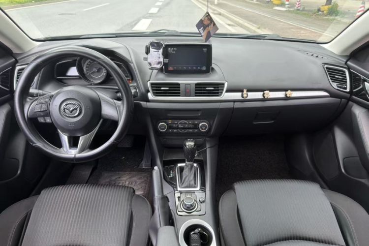 Used Mazda 3 Axela 2016 Sedan 1.5L Automatic Luxury Model Interior 2